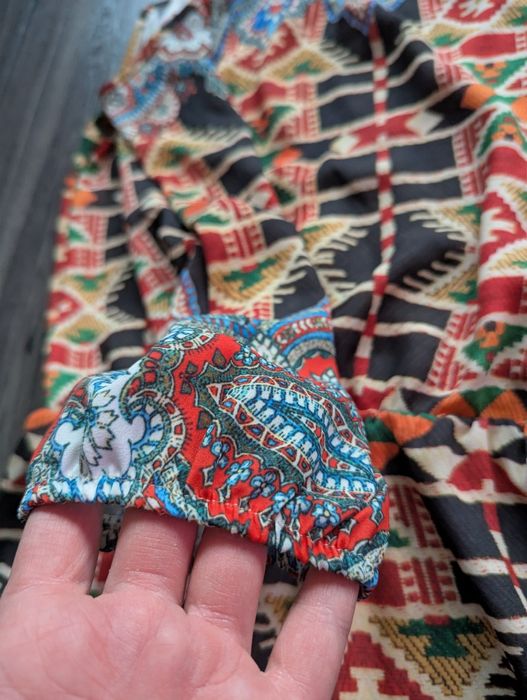 Limelight sukienka mini kolorowa orientalna wycięcia vintage