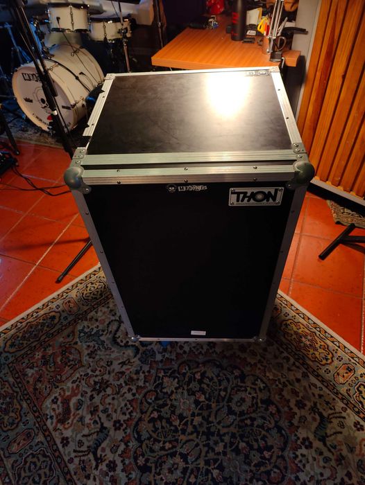 Rack 18U Live 45 Wheels da Thon