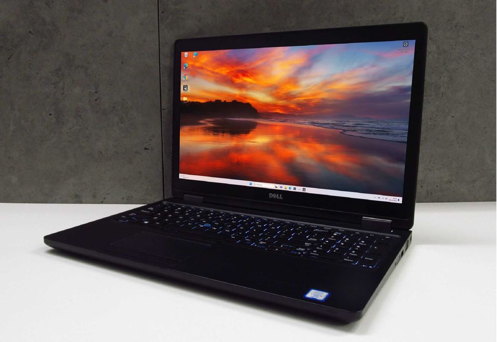 Dell Latitude 5580 i5 8350U Ram 8GB dysk 256SSD Full HD IPS Gwarancja Windows 11 Laptop do pracy biura domu warsztatu biznesowy na Komunię OKAZJA