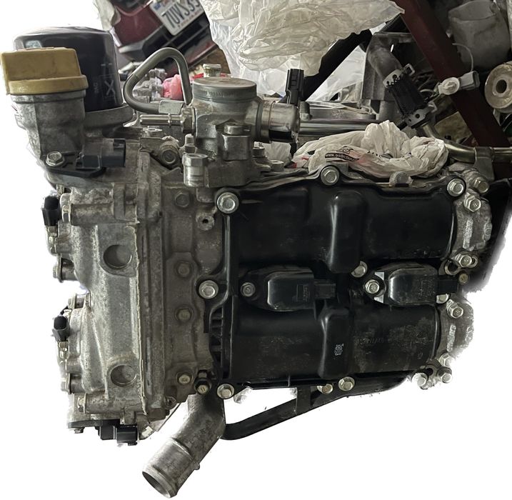 Двигун мотор Subaru FB25 Forester Outback Legacy 2014-21 по запчастина