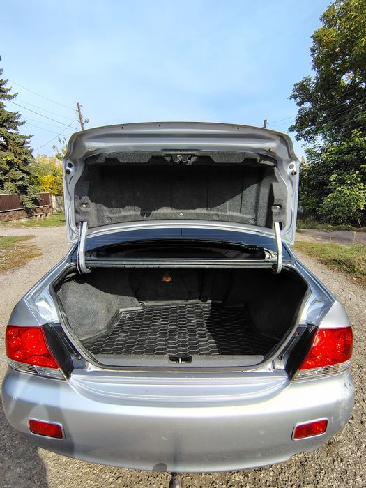 Продам MITSUBISH  Lancer 9
