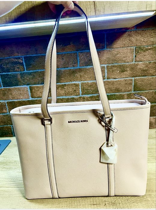 Michael Kors велика шкіряна сумка блідо рожева (пильна роза)