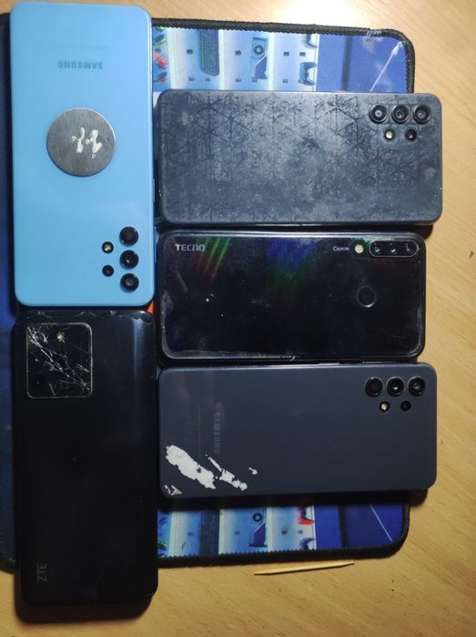 Телефони під відновлення або запчастини