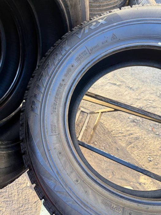 Шины БУ 195 65 R 15 Bridgestone Blizzak VRX Зима Комплект резина