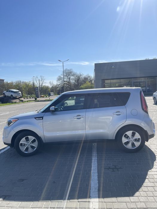 Продам киа соул kia soul 2017 1,6 80000 км