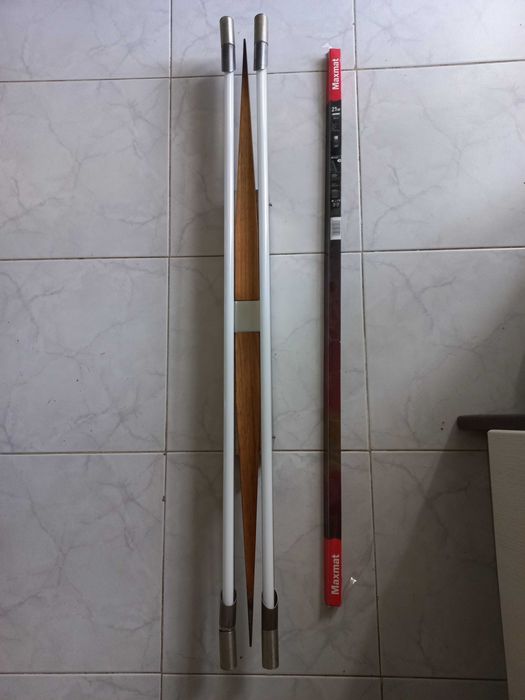 Candeeiro com lâmpada extra