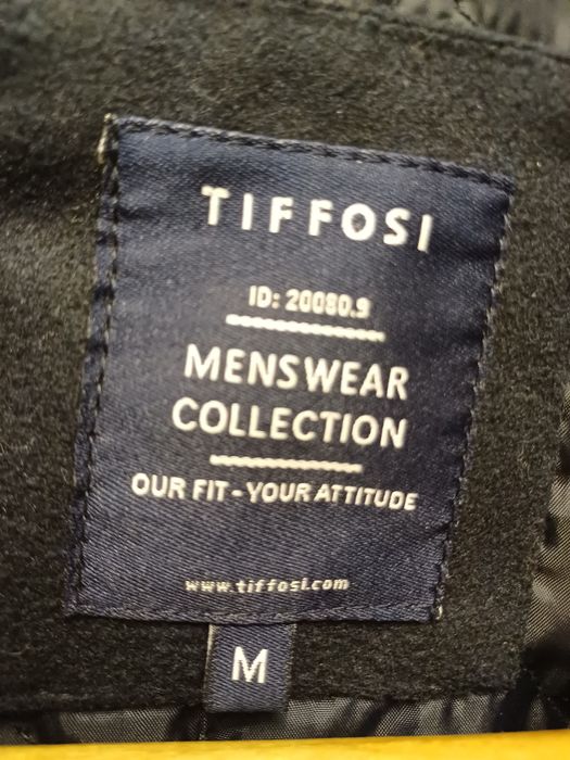 Casaco acul escuro TIFFOSI