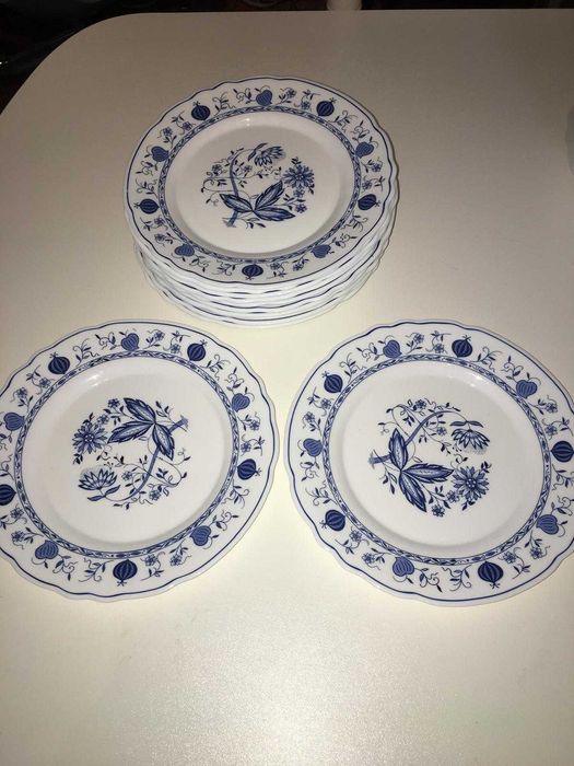 Conjunto de Louça HARMONIA – Feito na Espanha - Estilo Clássico Azul e Branco