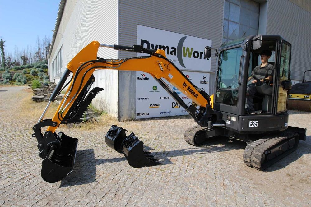 Bobcat E35 Mini escavadora de rastos