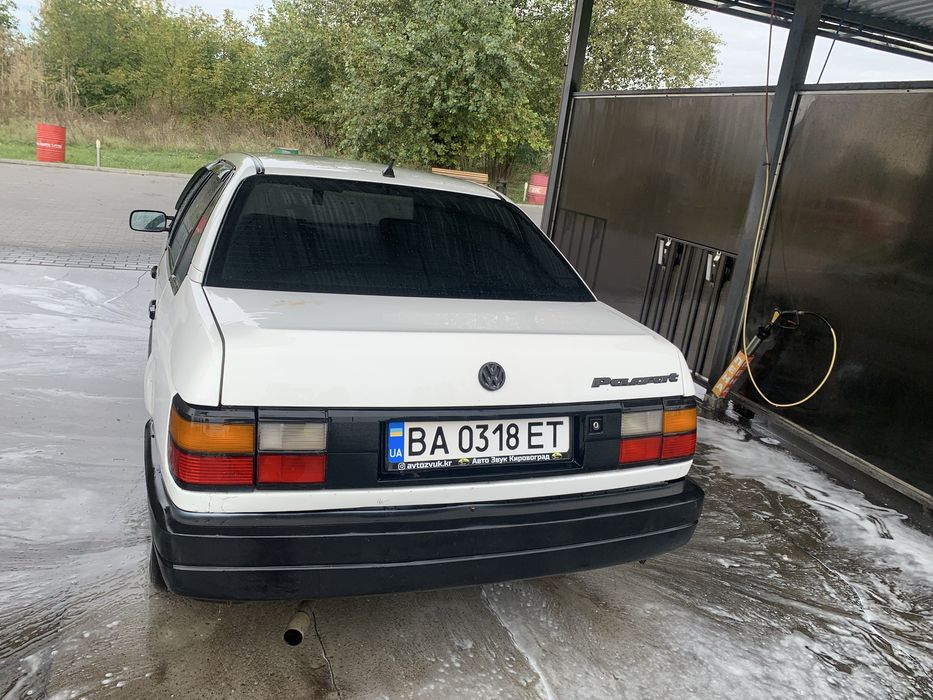 Passat B3 1989 года 1.6 бензин