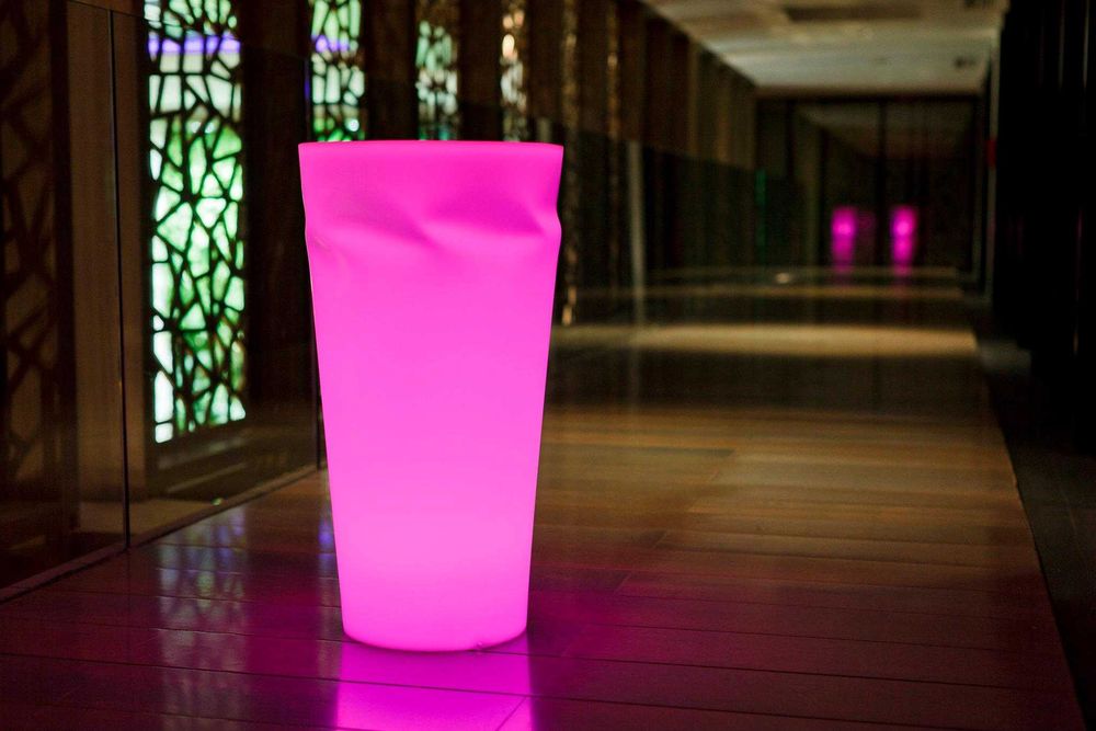 Mobiliario em plastico resistente