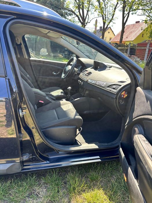 Sprzedam Renault Megane 2009 r 1.6 benzyna 16v.