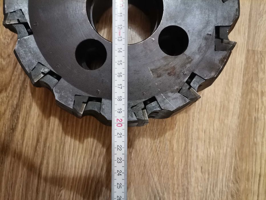 Głowica frezerska fi 200mm hR 257.1-200