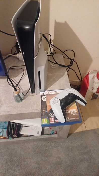 PlayStation 5, with 1 controller and 2 games including invoice, €40064171288432642121
