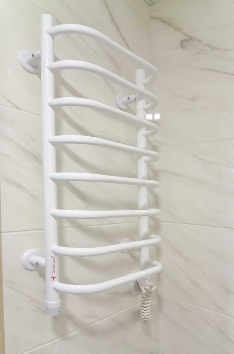 Квартира-студія в Києві, подобова оренда, станція метро "Берестейська"