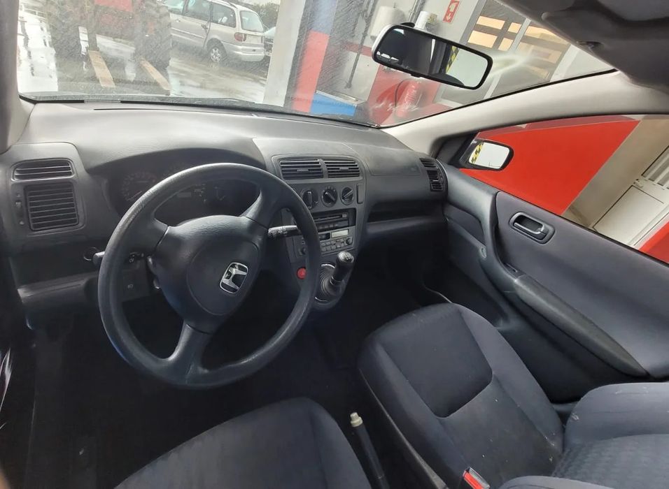 Honda Civic 1.4i de 2002 ás peças
