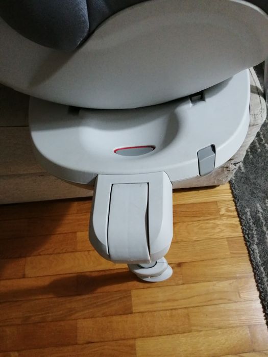 Cadeira Britax Romer Dualfix rotativa 360