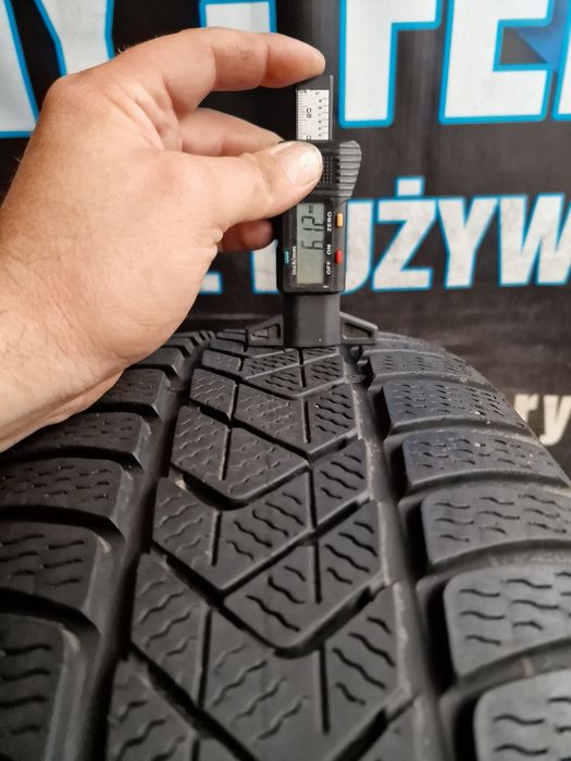 Opony zimowe 225/50/18 Pirelli  Ranflat Para