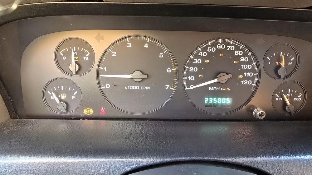 Jeep Grand Cherokee Laredo V8 4.7