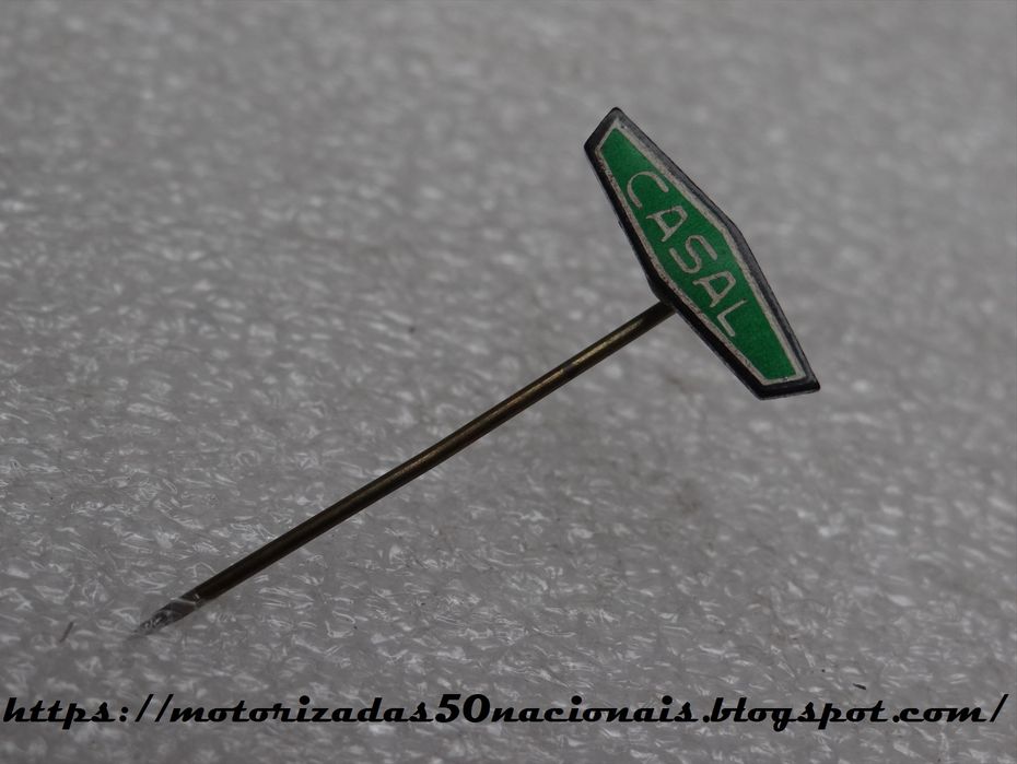 Conjunto de Artigos de Colecionador da Casal