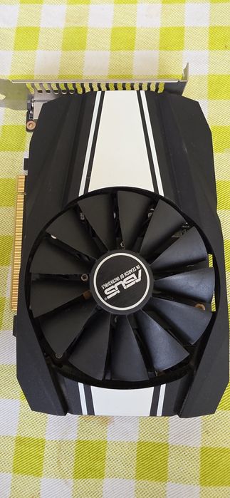 Placa gráfica GTX 1660 SUPER