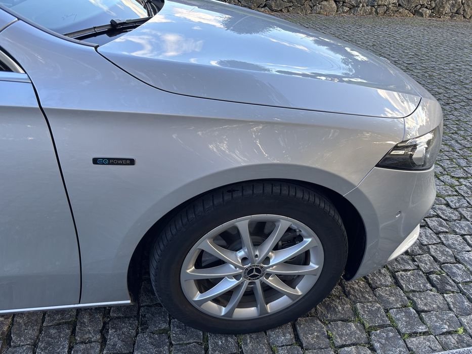 Mercedes A250e Progressive, Limousine, Full extras