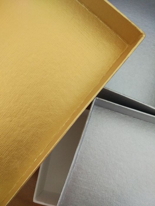 Caixa prateada dourado branca NOVO