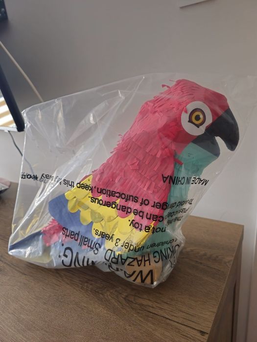 Pinata urodzinowa papuga