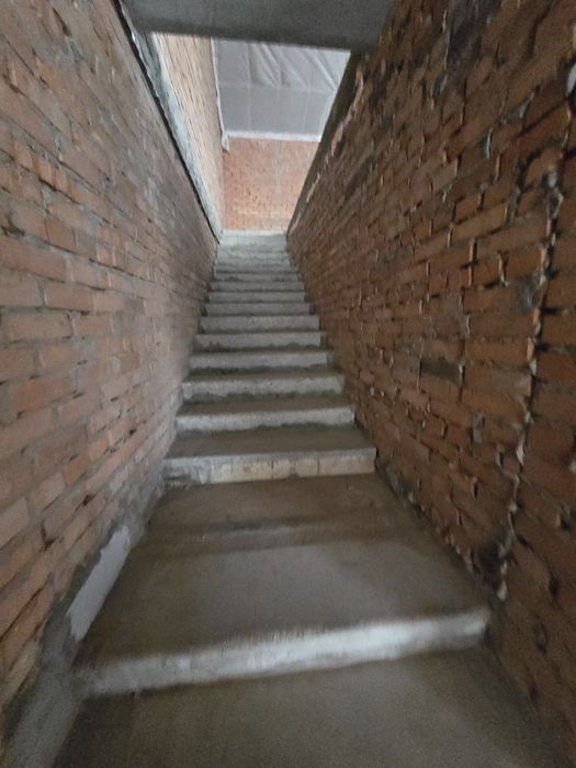 Продаж 408 м2 будівля ресторан магазин клініка Верхній Вал 30К