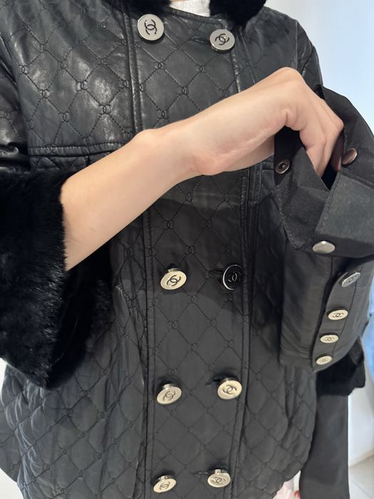 Шкіряна курточка Chanel