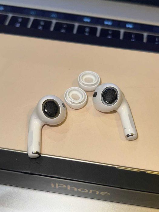 Оригінал стан нових AirPods Pro 2 USB-C Повний Комплект