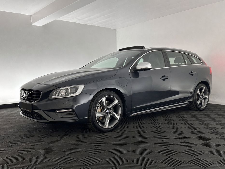 Volvo V60 Volvo V60 D6 Plug-in Hybrid R-Design Polestar