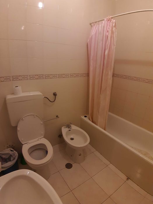 INVESTIDORES! Apartamento T4 a 100m da Universidade da Covilhã