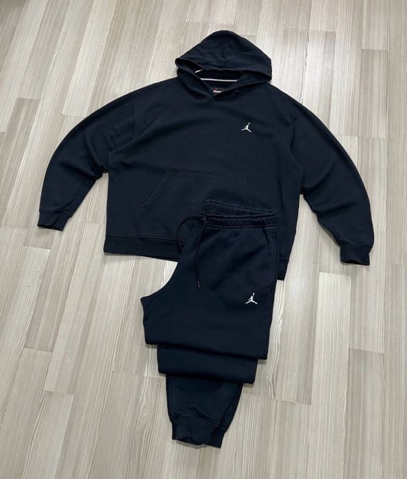 Продам костюм джордан