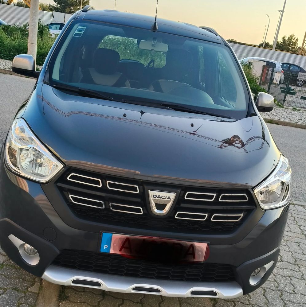 Dacia Lodgy