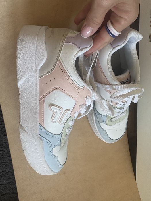 Buty FIla 38 stan suoer