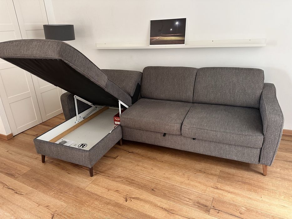 Sofá cama com chaise longue