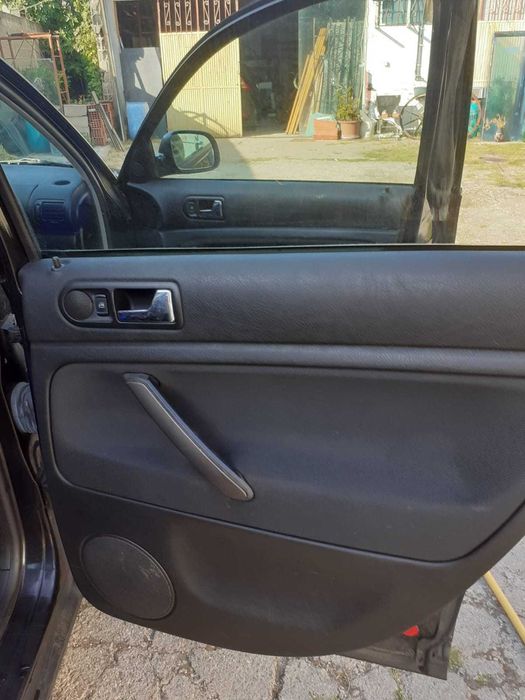 VW Passat 1.9 TDI 115CV Ano 2000