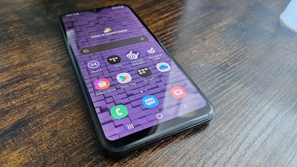 Samsung Galaxy A20e super stan