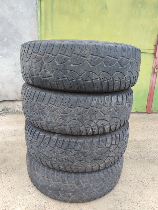 Продам резину 225/70/R16