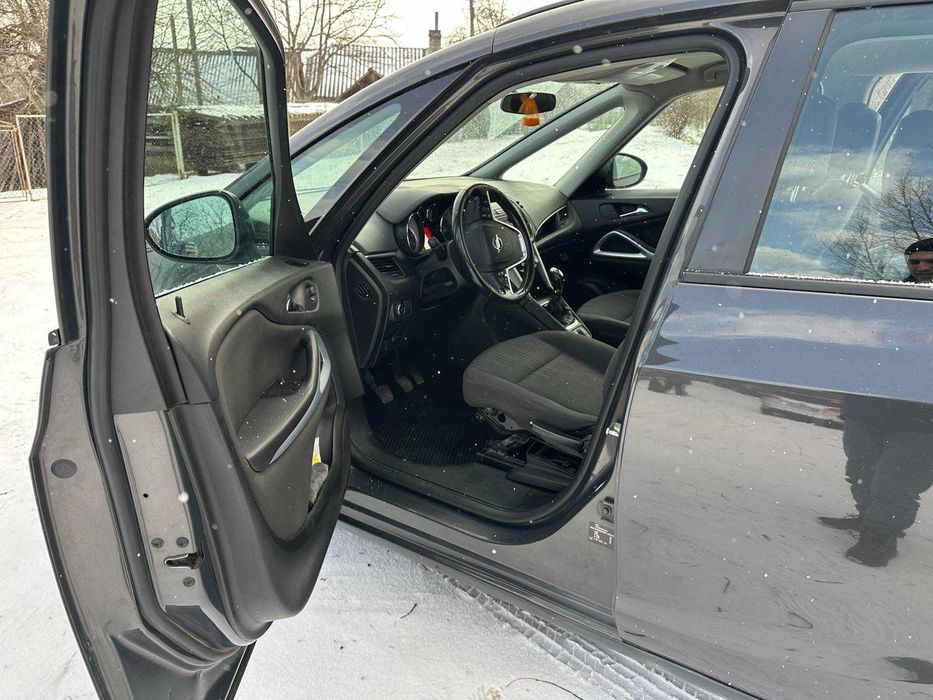 Opel Zafira Tourer 2015