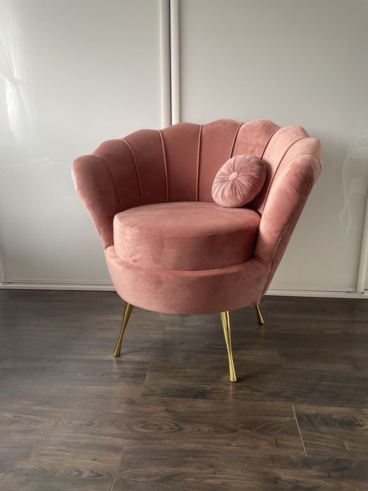 Fotel Muszelka nowoczesny uszak welur PRODUCENT