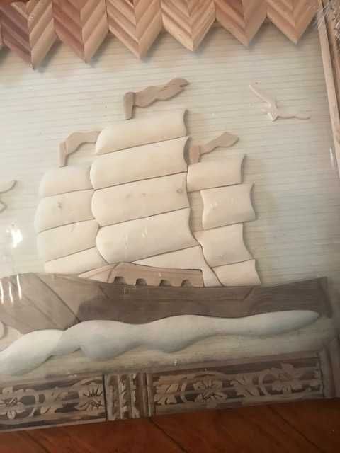 Quadro em madeira com barco