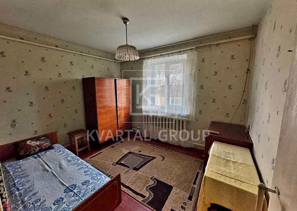 Будинок з ділянкою 12 соток