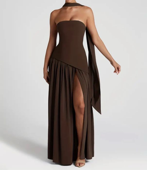 Brązowa sukienka maxi 38 m