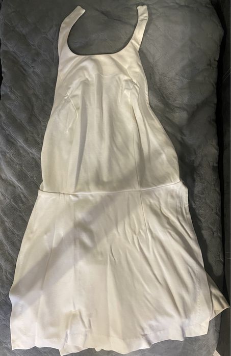 Продам платье KRIZA с открытой спиной