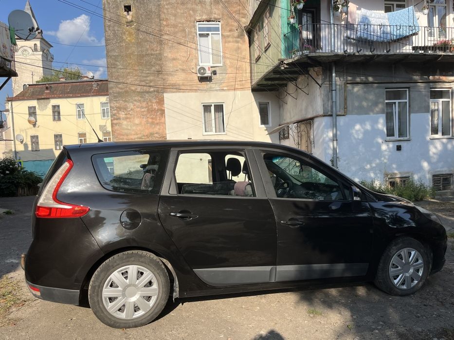 Renault Grand Scenic 2010 VIN VF1JZ1GB643598887 фото оголошення 2 з 10