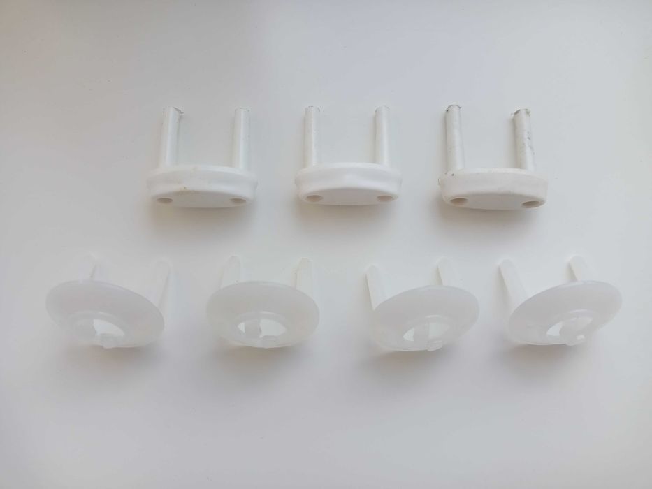 Заглушки в розетку