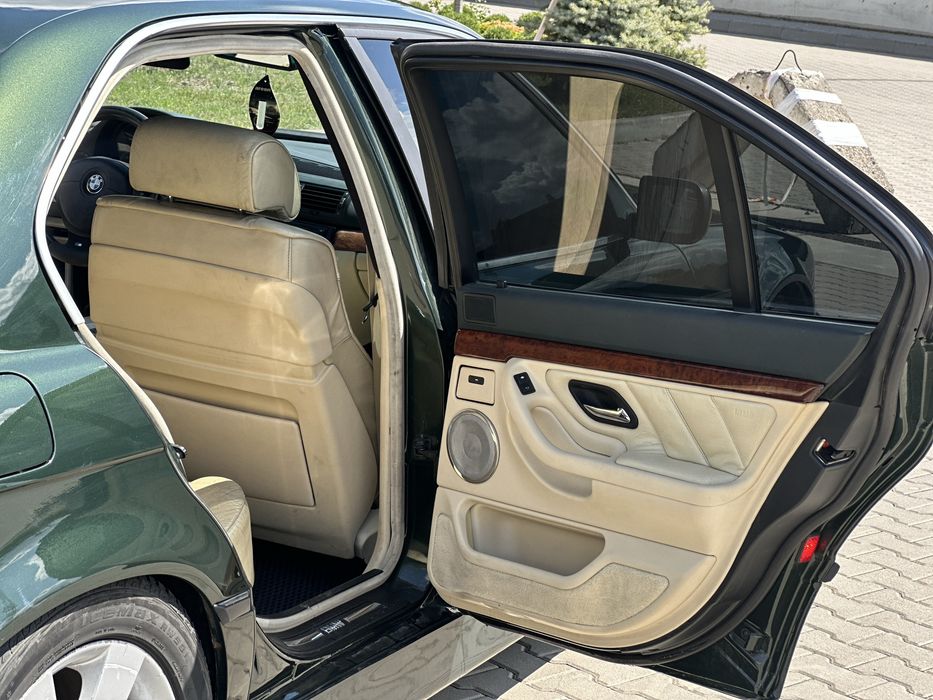 BMW E38 Рест 2001 М67