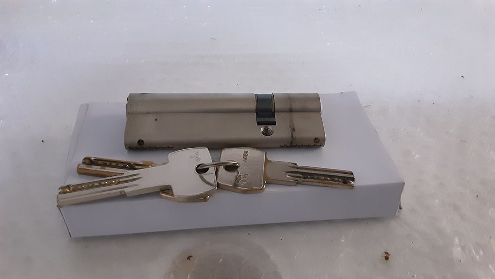 Canhão de fechadura para porta blindada